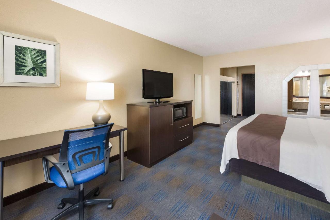 Quality Inn Upper Sandusky Eksteriør bilde