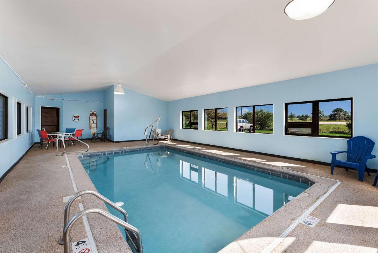 Quality Inn Upper Sandusky Eksteriør bilde