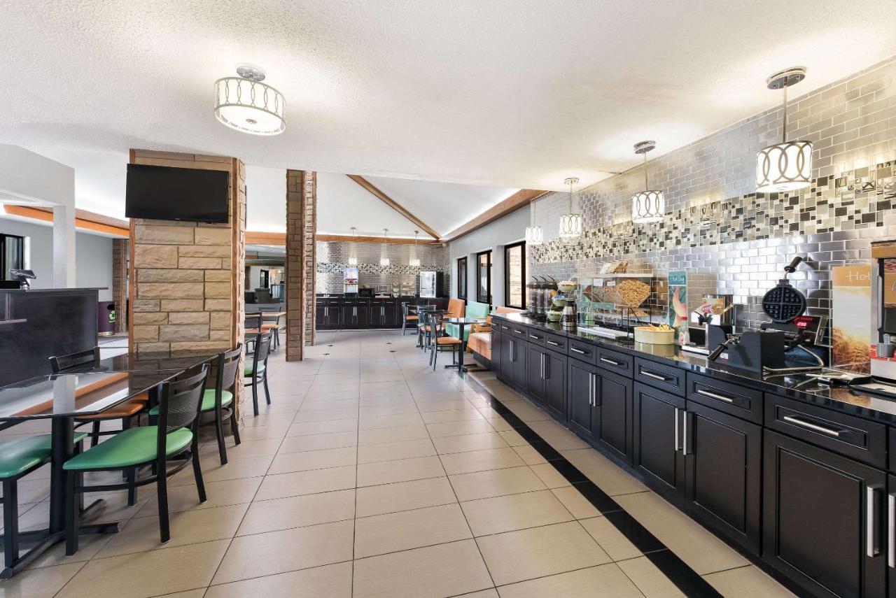 Quality Inn Upper Sandusky Eksteriør bilde